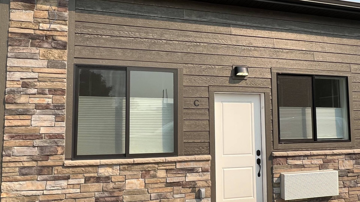 Franklin to the Fort Apartment | Centrally located, newly remodeled apartment - Unit C