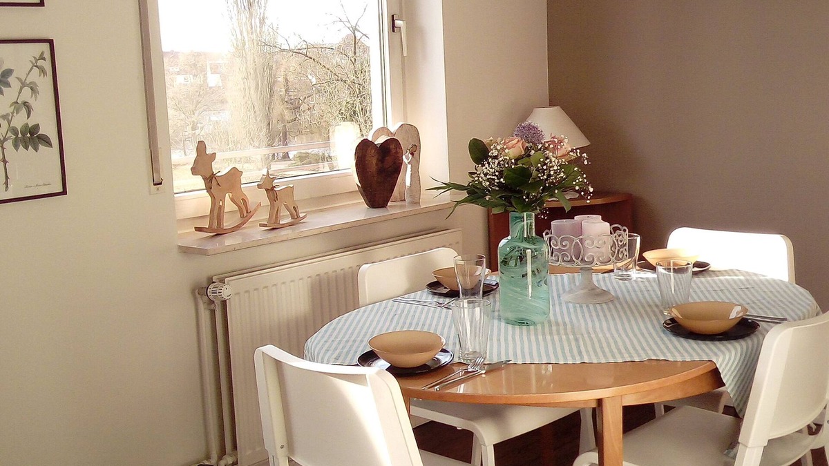 Celle Apartment | Centrally located penthouse apartment overlooking Aller and Old Town