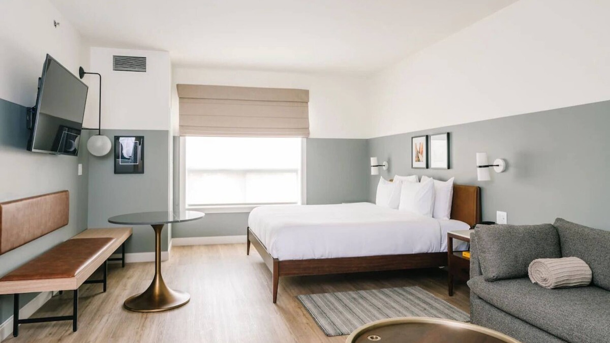 Moab Hotel | Centrally Located Rambler King, Gravity Haus, Modern Amenities, Downtown Access