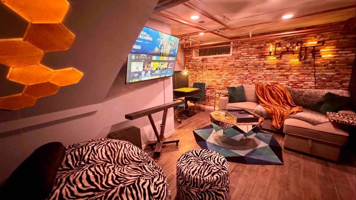 Capitol Hill Apartment | Centrally located steampunk apartment in Cap Hill with theater, gaming & more!