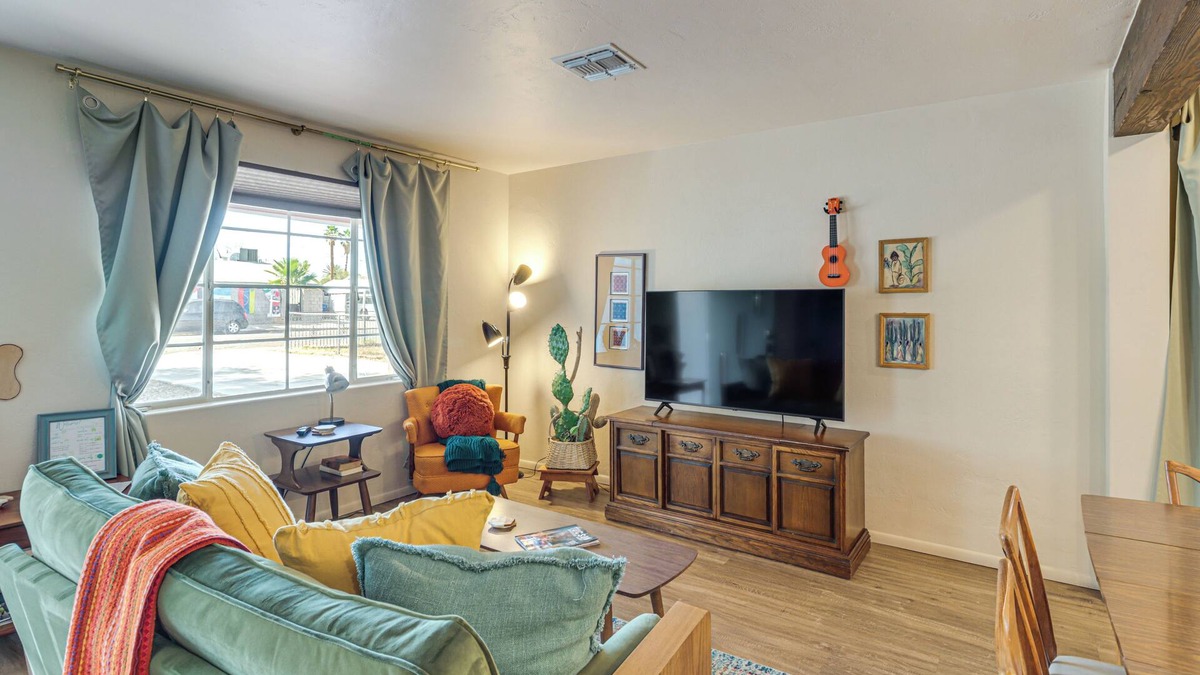 Arroyo Chico House | Centrally Located Tucson Home w/Fenced-In Yard!