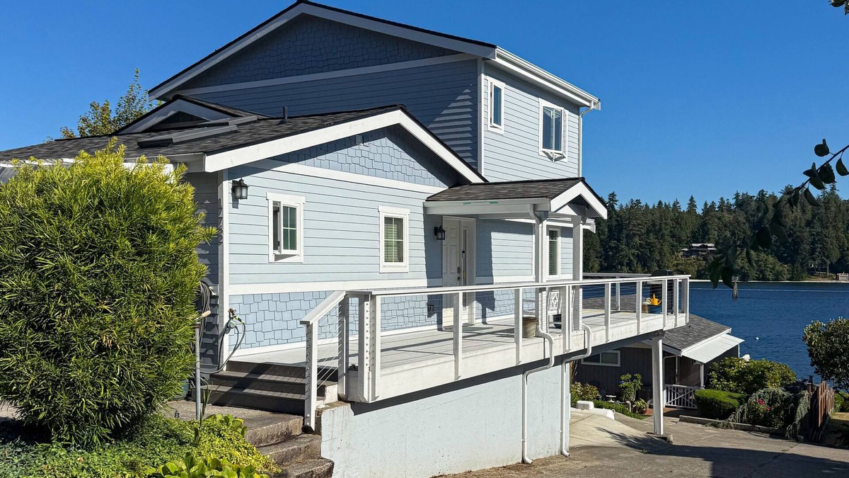 Suquamish House | Centrally located waterfront home with ocean view, home office, grill, fireplace