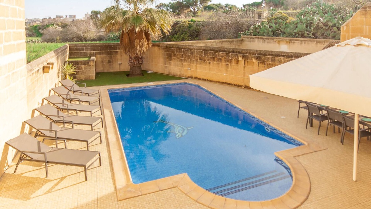 Kercem House | Centre Island Gozitan Farmhouse & Pool, Kercem Gozo, Malta