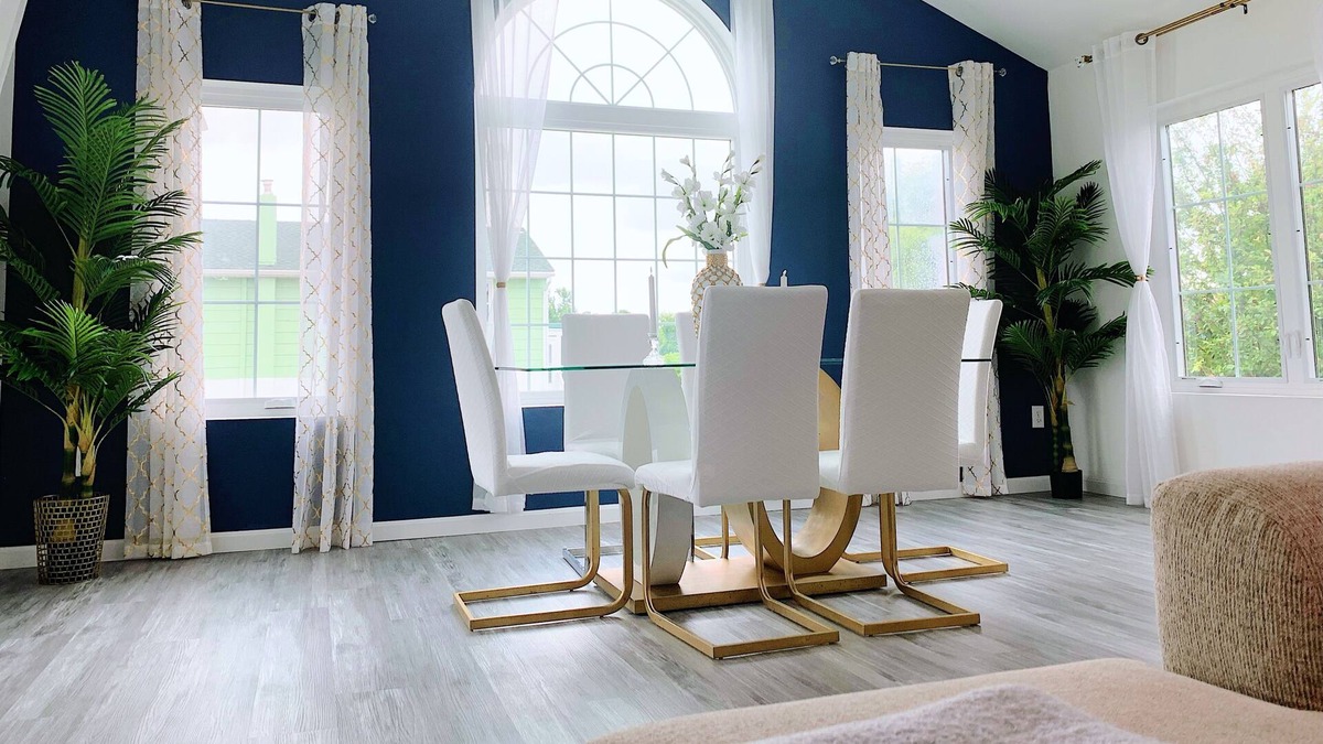 Dover House | Centric & spacious home with ample parking and king beds in all rooms.