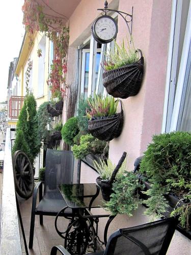 Srodmiescie Apartment | Centrum, 700m do plaży - 2 sypialnie, salon, balkon, bezpłatny parking,