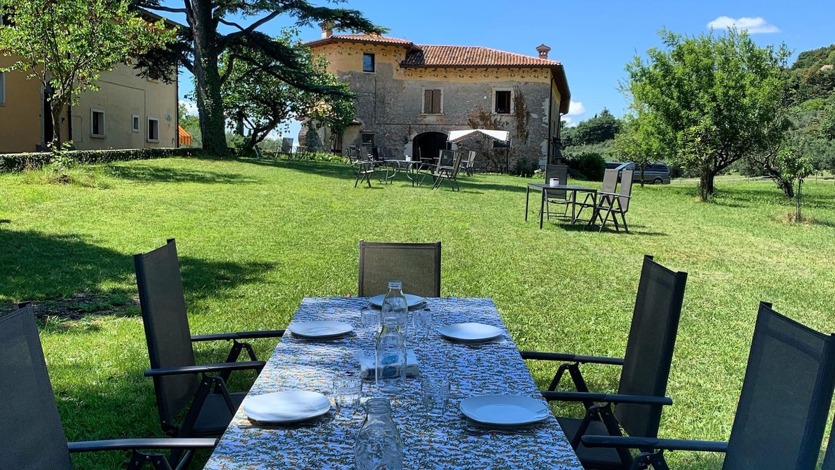 Toscolano Maderno Apartment | Cervano: Countrychic Apartment for 6-7 persons