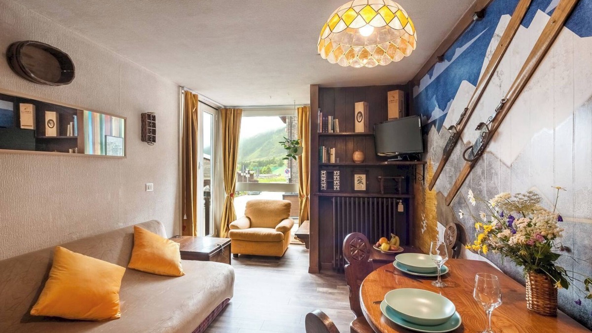 Cervinia Apartment | Cervinia center, apartment 100m from facilities and services