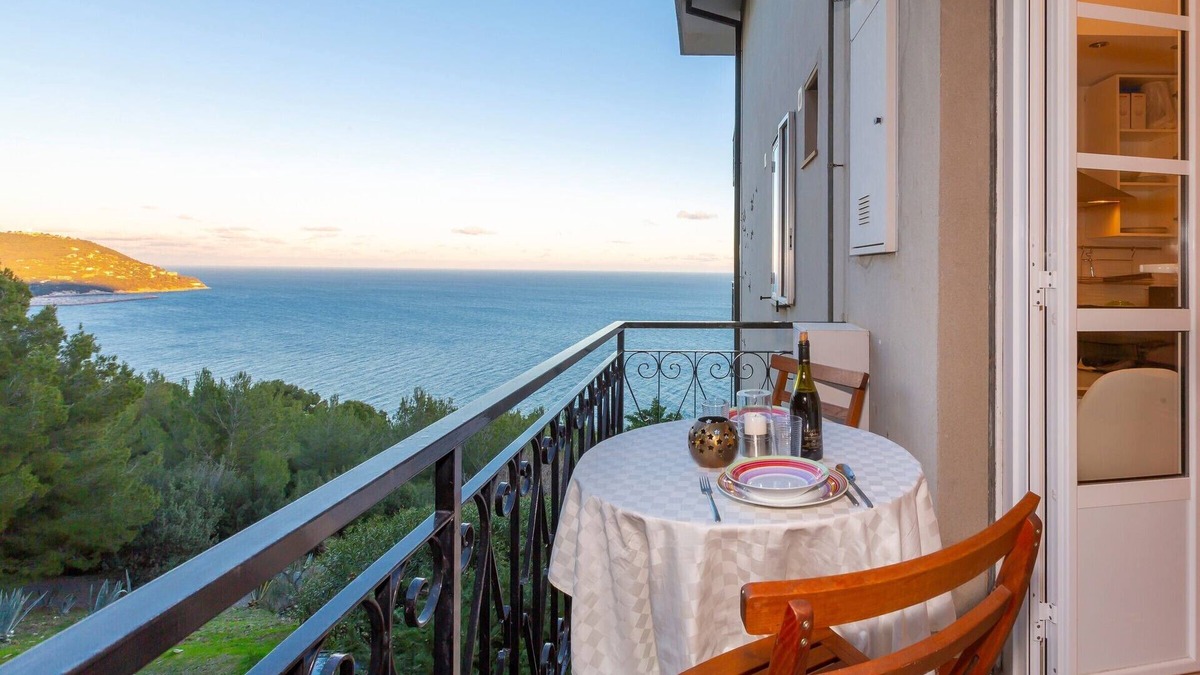Capo Mimosa-Rollo Apartment | Cervo Piccolo Incanto With Parking, Cervo, Italy