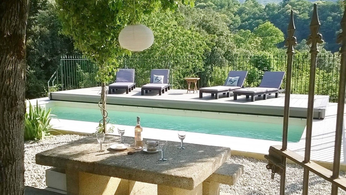 Saint-Michel-de-Deze Cottage | CEVENNES: Hiking, forest bathing, gathering. weekly rentals.