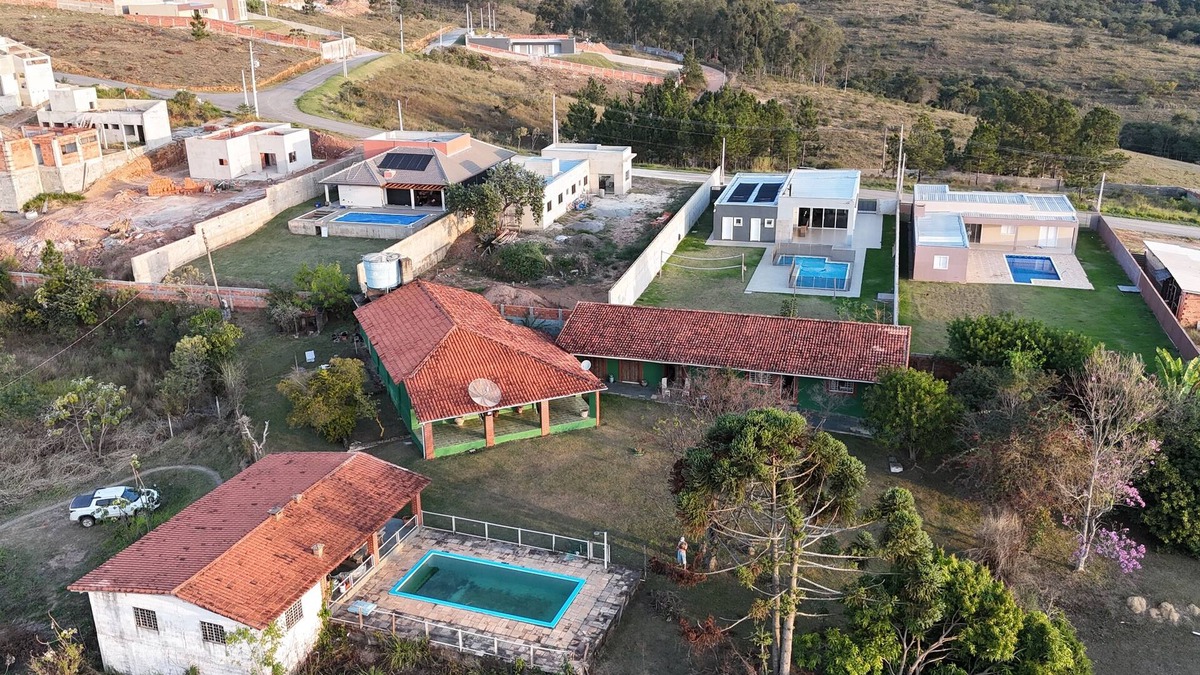 Mairinque House | Chácara Maravilhosa Km 68 Castelo Branco 06 Dormitórios 06 Suites
