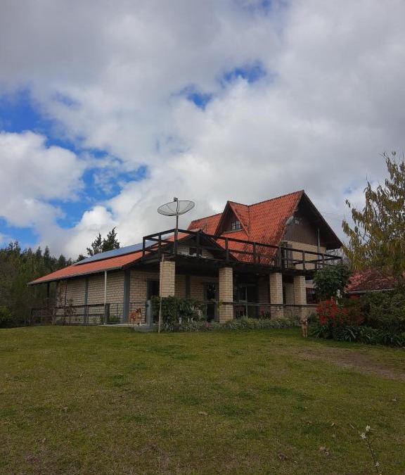 Campo Alegre House | CHÁCARA QUEDINHA D'ÁGUA