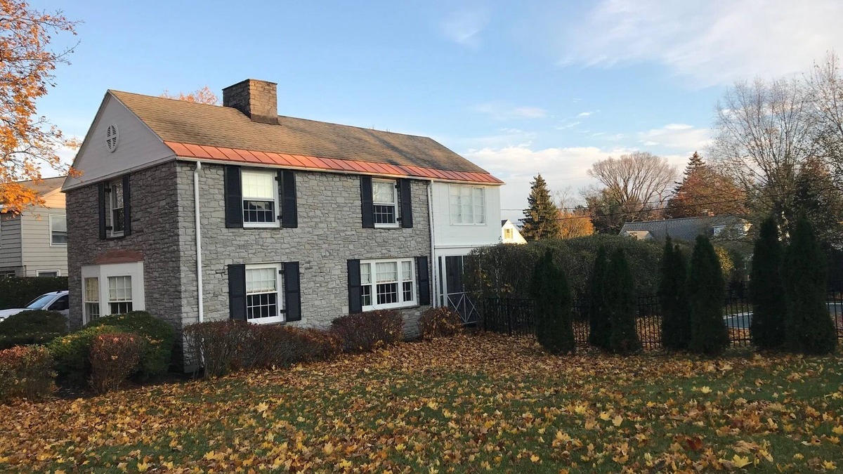 Utica House | Château Crestway, Utica, NY