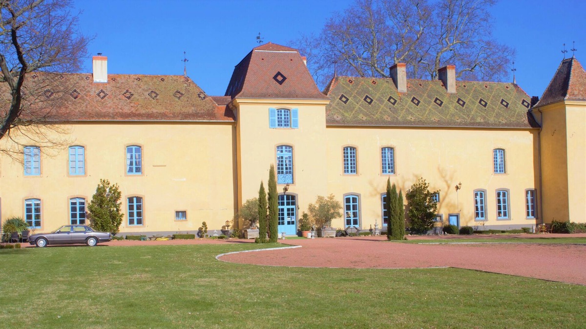 Ouches House | Château d'Origny