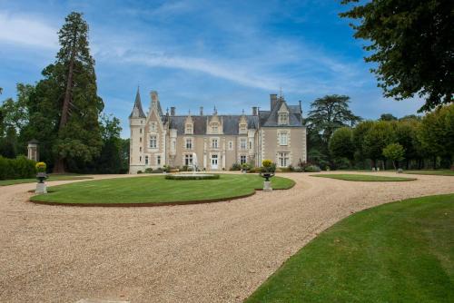 Azay-sur-Cher Bed & Breakfast | Château de Beauvais