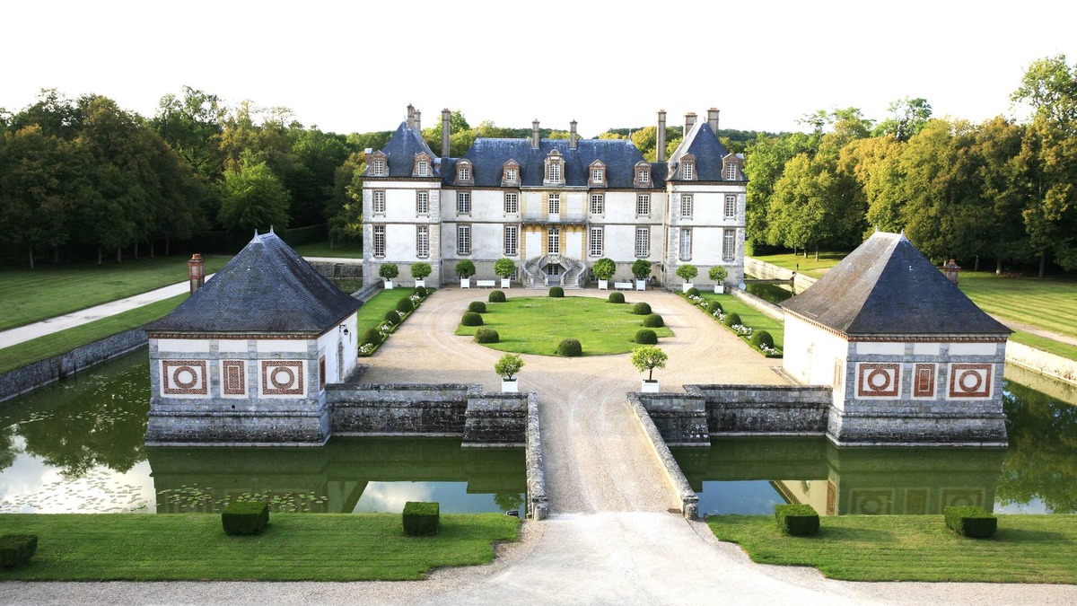 Bourron-Marlotte Hotel | Château de Bourron