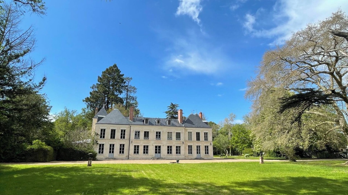 Saint-Laurent-Nouan Other | Château de La Barboire is a charming rental between Loire and Sologne