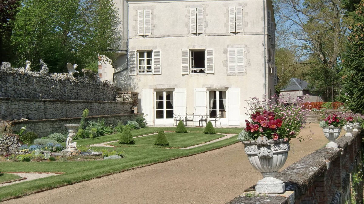 Tavers Bed & Breakfast | Château de Guignes