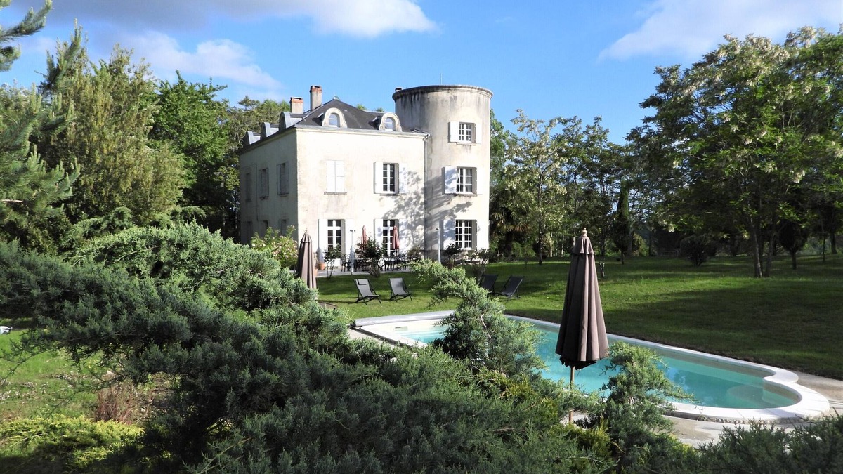Saint-Martin-Petit Other | Château de La Comtesse, 2ha park, heated swimming pool, 6 bedrooms - 5 bathrooms