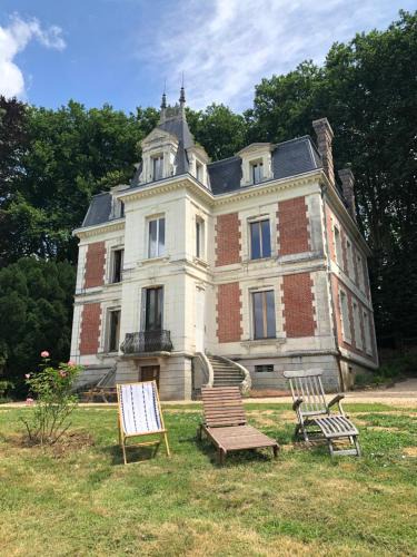Luceau Bed & Breakfast | Château de la Françoisière
