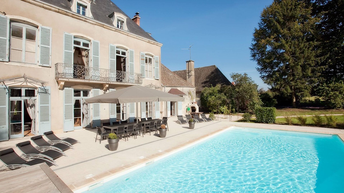 Lans House | Château de Lans: 7 luxury suites, heated pool, sauna, hammam and fitness