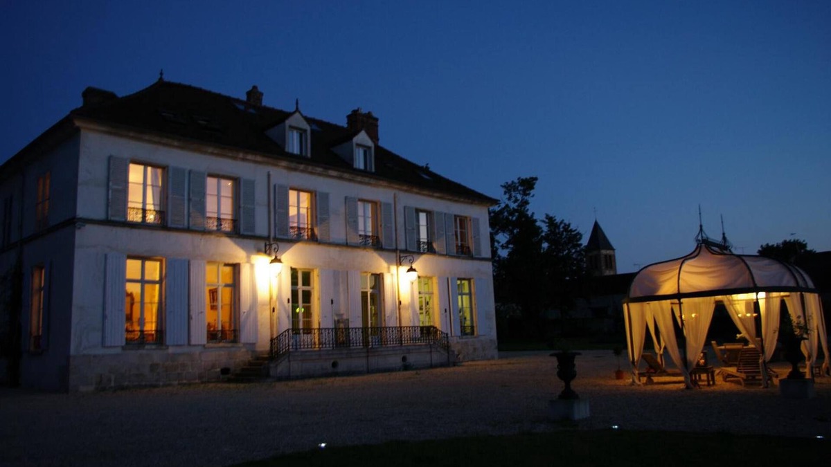 Pommeuse Bed & Breakfast | Château de Pommeuse