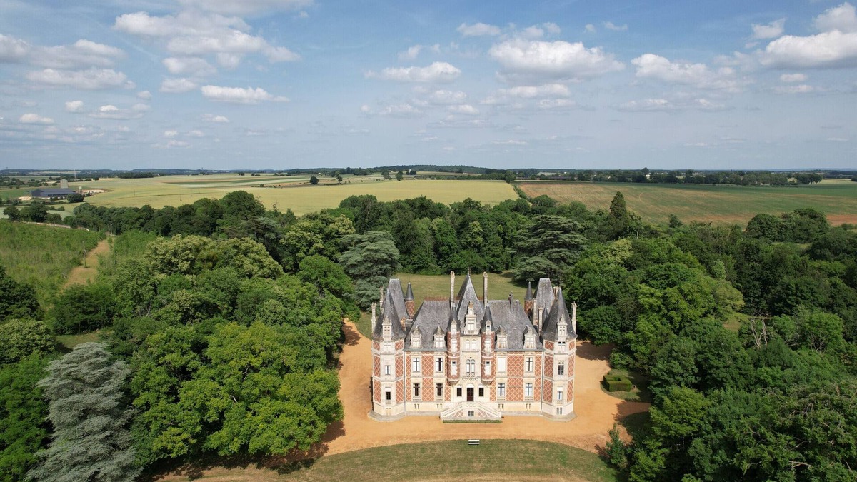 Maigne Villa | Château de Resteau - Haut de Gamme - 15 pers - Rêv