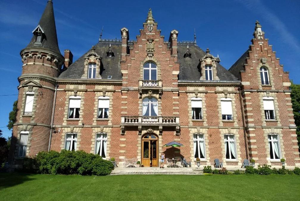 Baizieux Bed & Breakfast | Château des marronniers