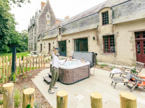 La Rabateliere House | Château historique avec jardin, spa et salle de sport, idéal pour séminaires ou séjours détente - FR-1-426-516