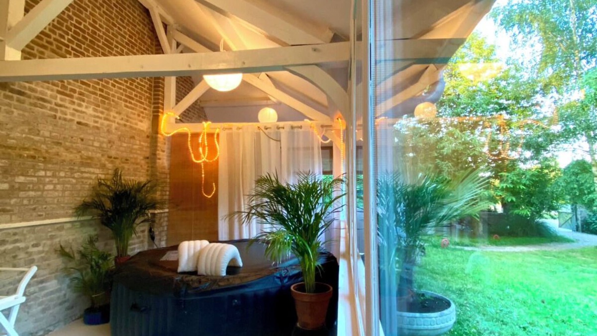 Quesnoy-le-Montant Bed & Breakfast | Château Le Bas Bleu, Chambre Sarah Bernhardt