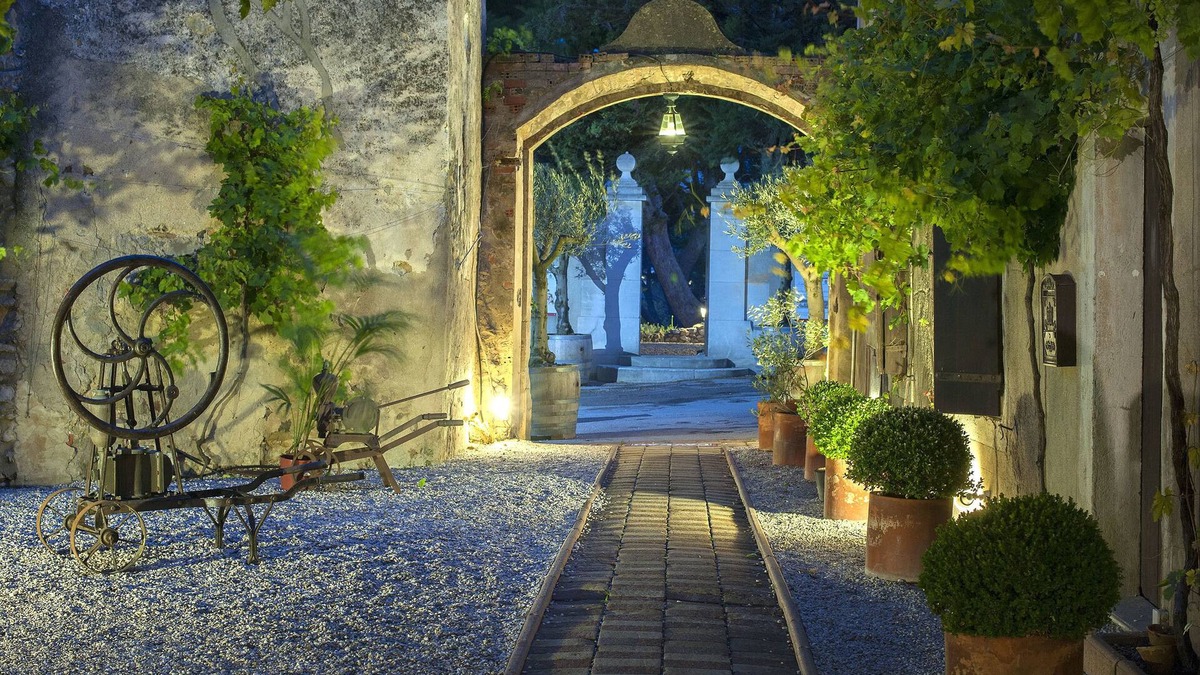 Gruissan Bed & Breakfast | Château le Bouïs