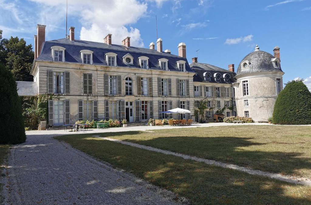 Sainpuits Villa | Château les barres