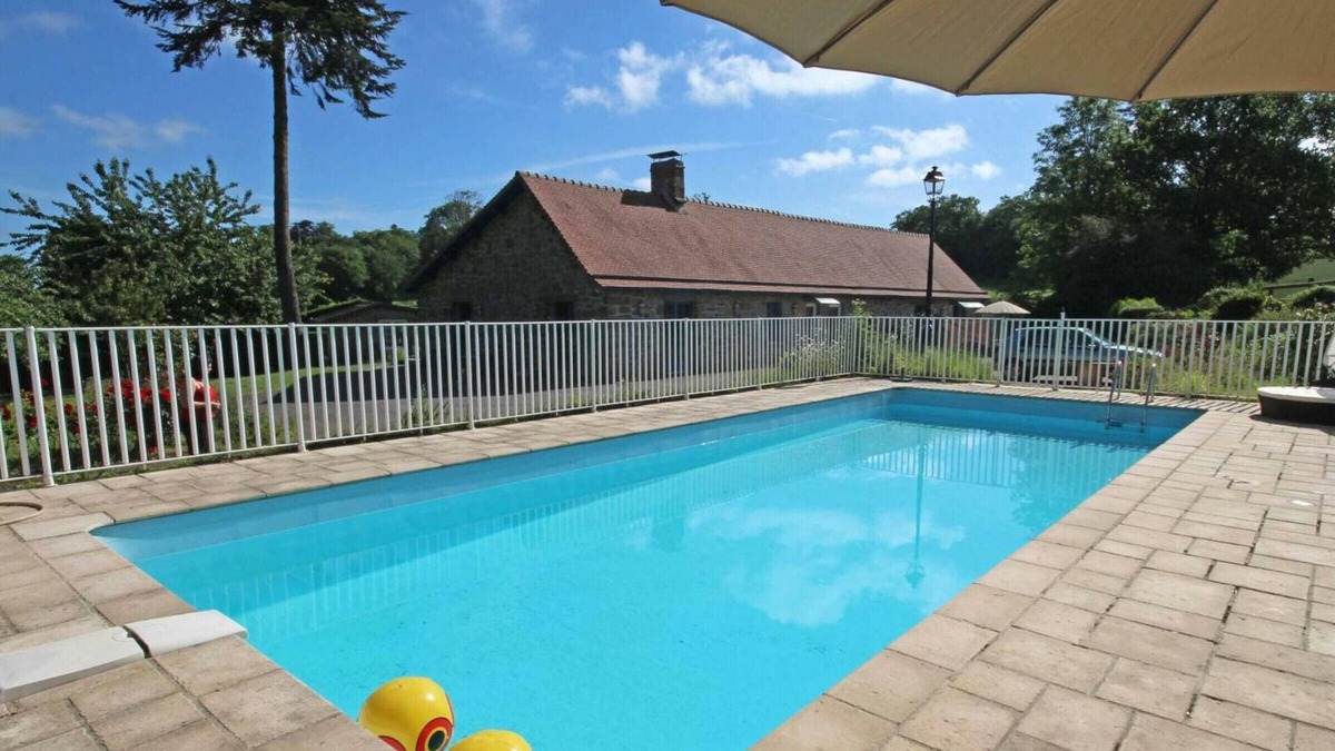 Sainte-Honorine-la-Guillaume Cottage | Charming Cottage: Heated Pool, Garden, WiFi, Near Village, Pet-Friendly