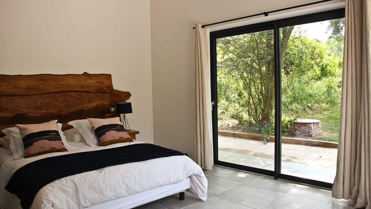 La Madelaine-sous-Montreuil Apartment | Charming cottage