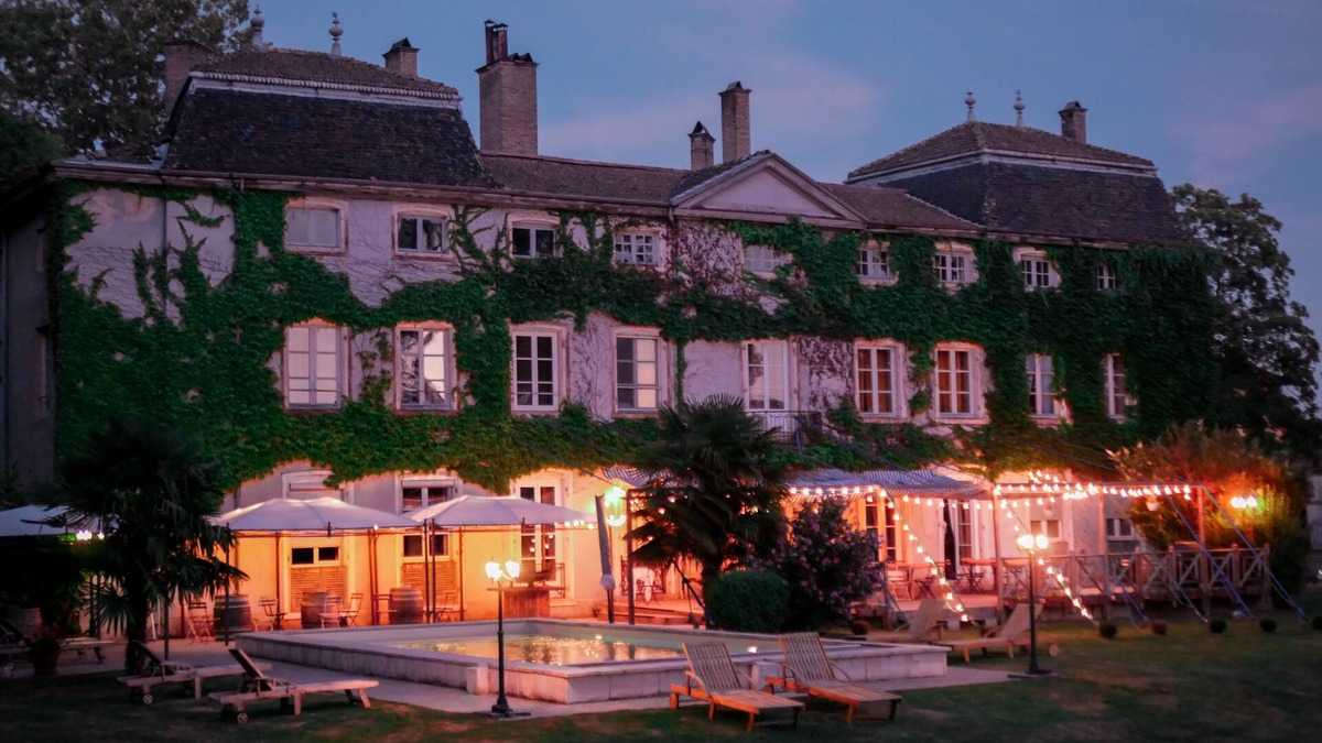 Saint-Didier-sur-Chalaronne Other | Château de Challes and Maison de Domaine with more than 30 beds