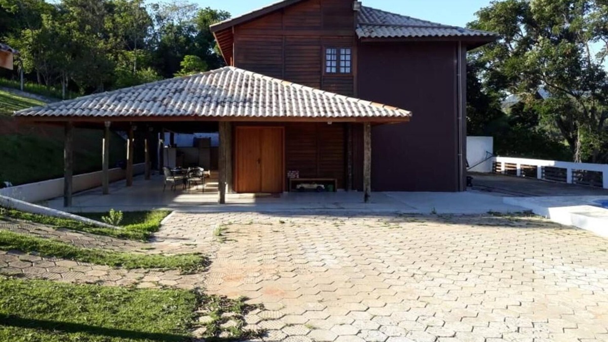 Joanopolis House | Chácara Beira Represa 3 bedrooms with private pier