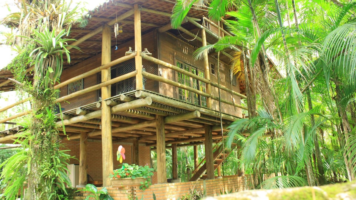 Antonina House | Chacara with incredible house on the edge of the river in Antonina, PR -