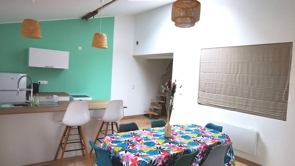 Neac House | Chai Aurel et Nico Ancien Chai Réhabilité au Cœur du Grand St Emilionnais