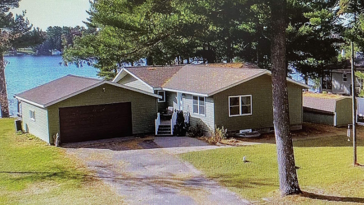 Chetek House | Chain of Lakes Head Quarters!