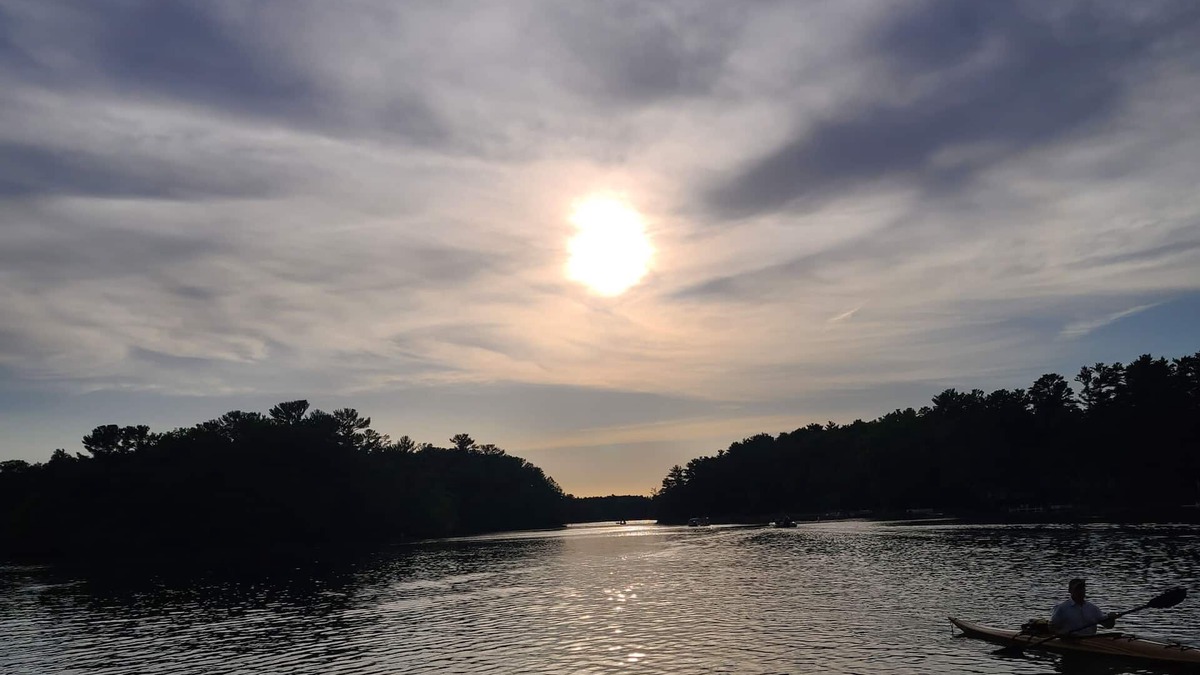 King Cottage | Chain of Lakes House-3 Bedroom Pontoon Boat Available