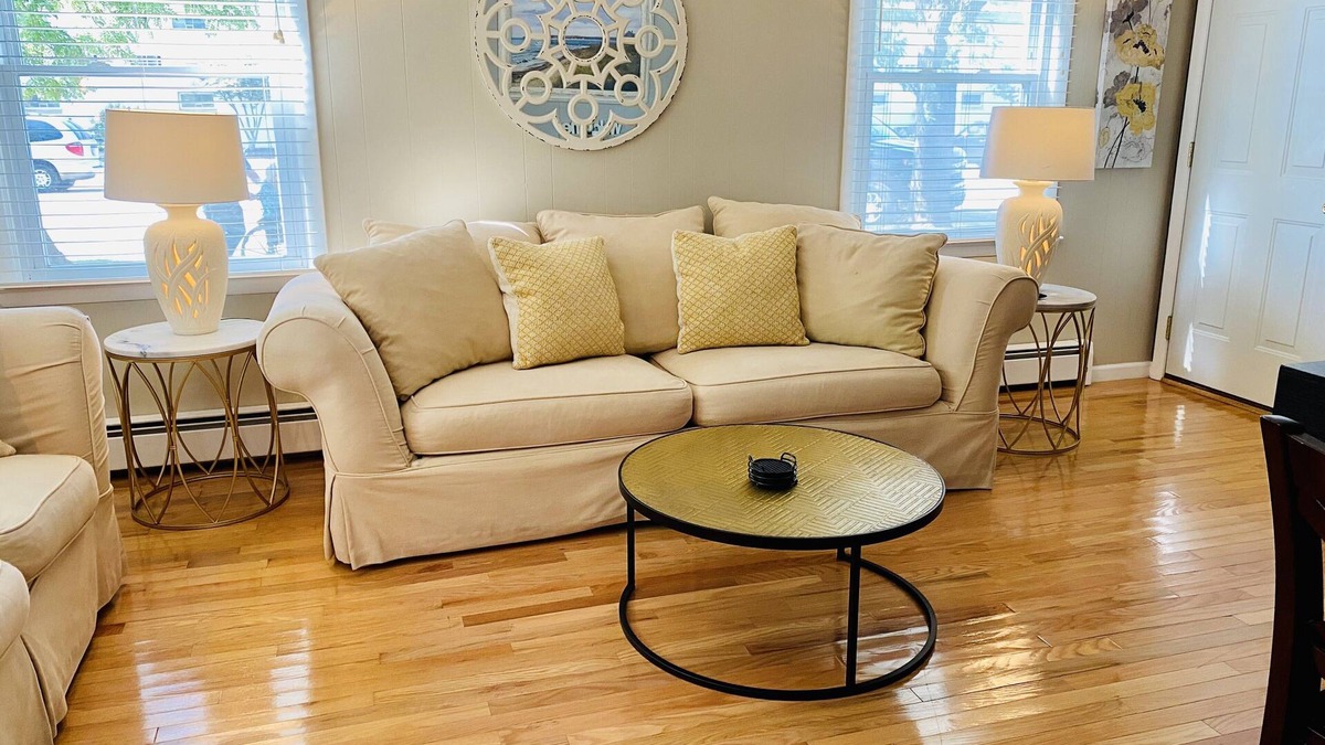 Saugatuck Condo | CHAINFERRY, PARK & WATER VIEW ♥️of DOWNTOWN w SEASONAL WATERFRONT POOL-HOT TUB