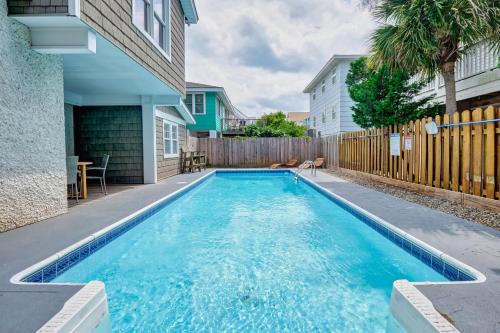 South End House | Chairman of the Boards by Sea Scape Properties
