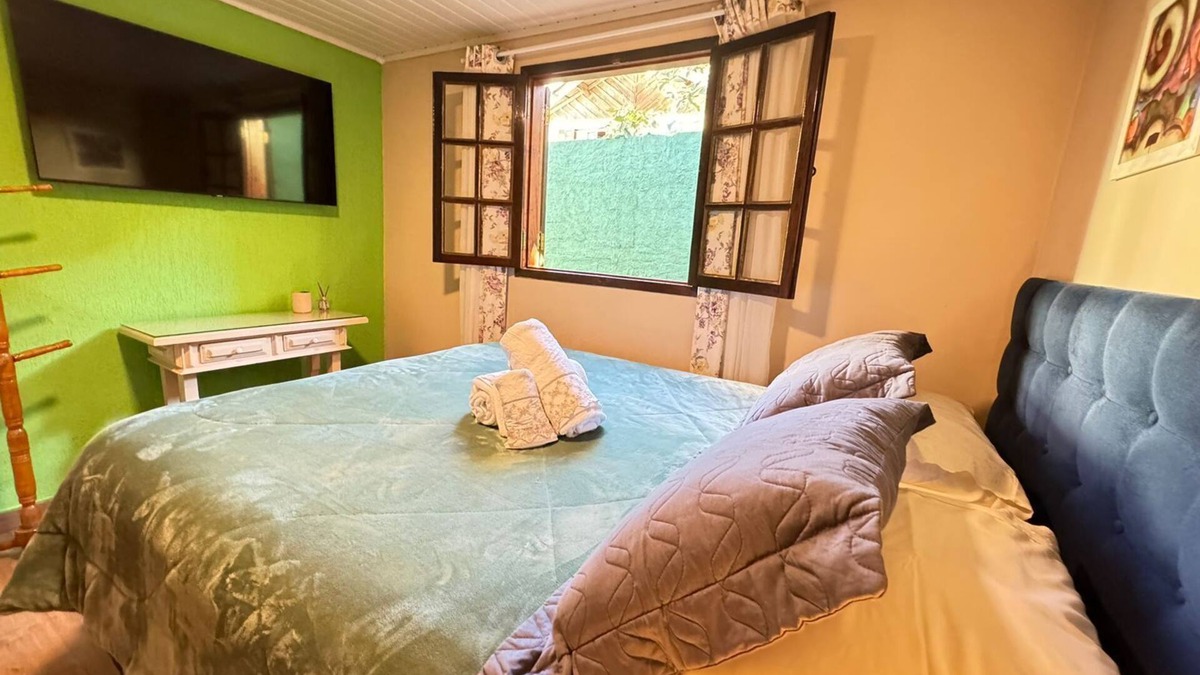 Jaguaribe Ski Chalet | Chalé Aconchegante de 3 Quartos a 5 min Centrinho Turístico