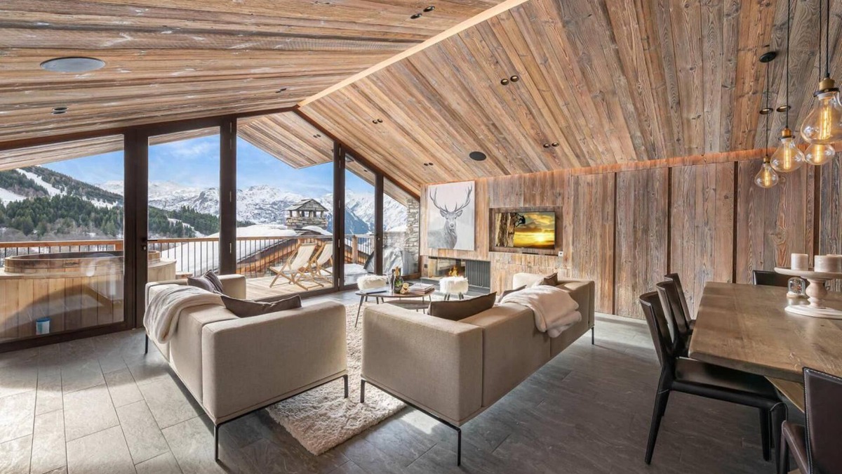 Beranger Ski Chalet | Chalet, view panoramic, sauna, terrace, fireplace or stove, parking, tv, ski locker, 180m²