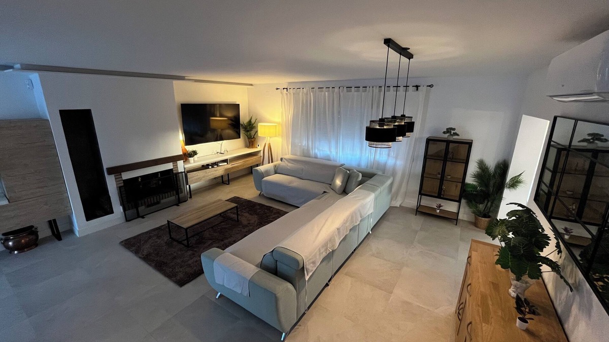Grinon Ski Chalet | Chale A Estrenar! Piscina Chimenea Y BBQ