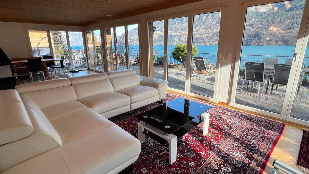Niederried bei Interlaken Ski Chalet | Chalet-Alpine & Lake View-4 bedroom, sleeps 8-Niederried bei Interlaken