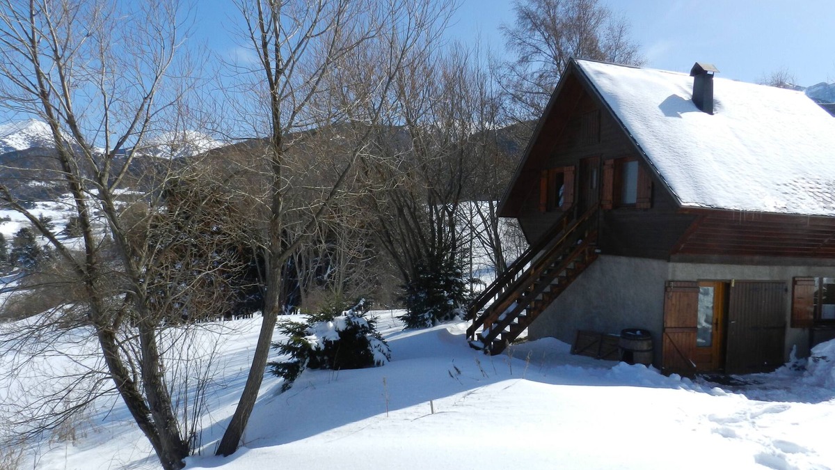 Saint-Pierre-dels-Forcats Ski Chalet | Chalet 6 Personnes Pleine Nature à 1km Pistes de ski de la Station Cambre D'aze
