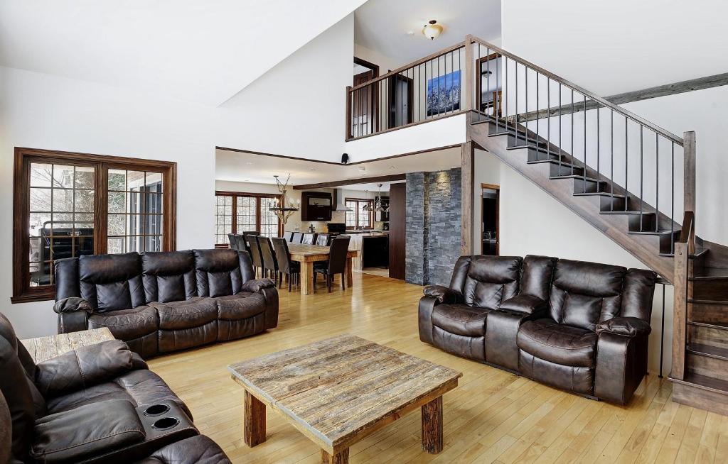 Stoneham Ski Chalet | Chalet 04 Chemin Alpin