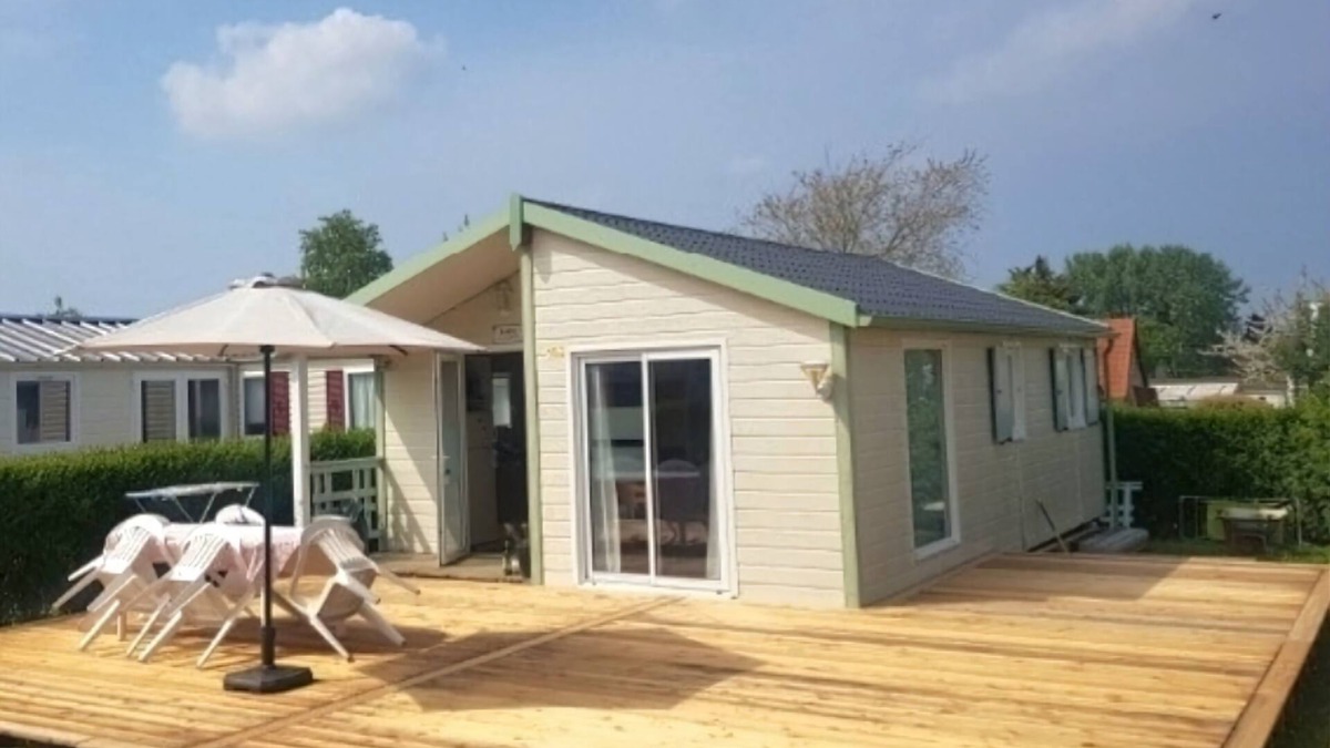 Saint-Pair-sur-Mer Ski Chalet | Chalet 152 near the beaches of the Bay of Mont Saint Michel