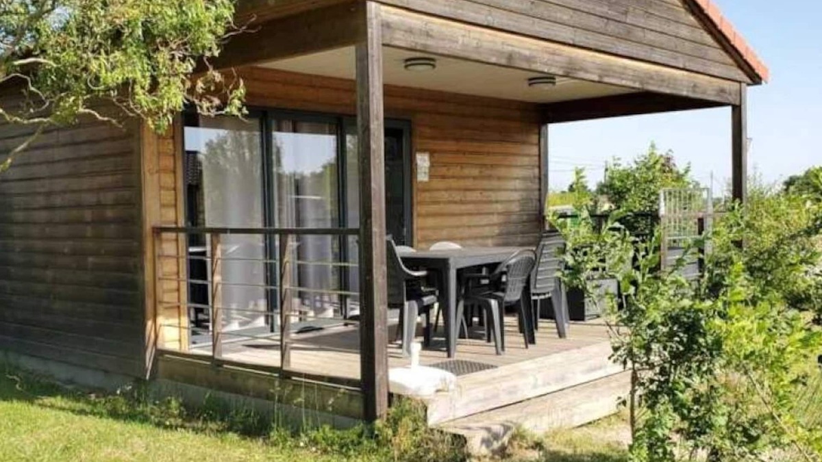 Mont-pres-Chambord Ski Chalet | Chalet 3 étoiles - Piscine - ccbadce