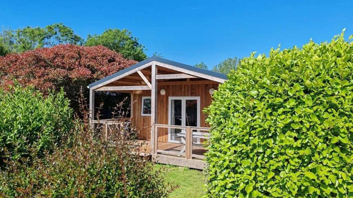 Pouldreuzic Ski Chalet | Chalet 3 étoiles - Piscine - ccaaaed